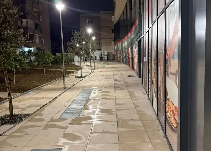 アパート Albania Haven 7 Mine Peza ティラナ